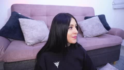 Sophiie online show from June 3, 1:41 am