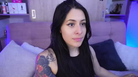 Sophiie online show from April 15, 2:26 am