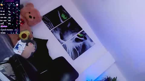 Sophie Sweet online show from September 15, 4:52 pm