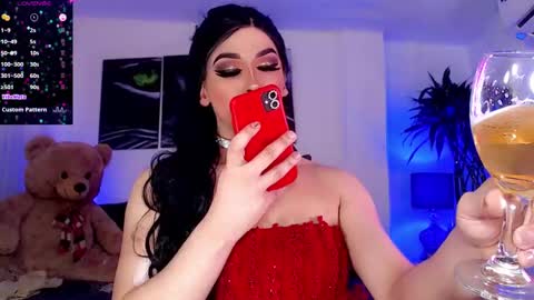 Sophie Sweet online show from February 18, 6:04 am