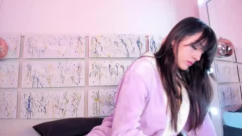Snapshot of sophy_smilesweet chatting on February 13, 5:54 pm SOPHY ROGERS online show from February 13, 5:54 pm