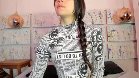Snapshot of sophy_smilesweet chatting on February 19, 11:38 am SOPHY ROGERS online show from February 19, 11:38 am