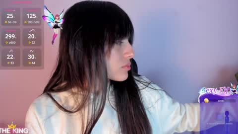 Snapshot of sophy_smilesweet chatting on February 5, 11:44 am SOPHY ROGERS online show from February 5, 11:44 am