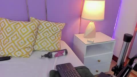 Sophy online show from April 2, 1:51 pm