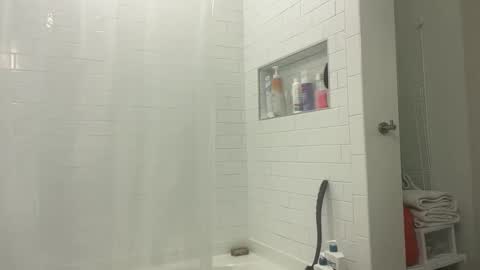 soprettyithurts69 online show from October 28, 11:17 pm