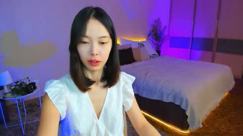 soulharmoonyy online show from October 7, 1:29 pm