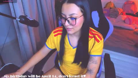 Lili online show from March 27, 1:44 am