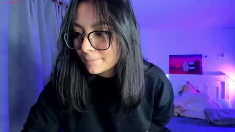 Snapshot of soy___lili chatting on December 29, 2:38 am Lili online show from December 29, 2:38 am