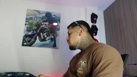 soy_apolo online show from September 23, 4:12 pm