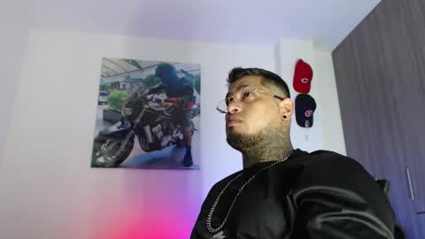 soy_apolo online show from January 12, 8:38 pm