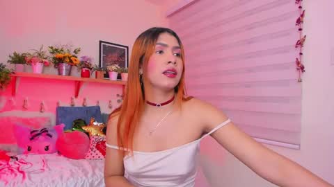 Sarah Valentina online show from March 6, 6:08 am