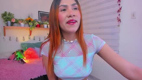 Sarah Valentina online show from March 1, 6:57 am