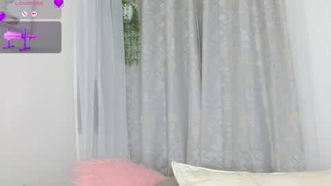 Snapshot of soyamelia_99 chatting on March 9, 6:06 am Amelia online show from March 9, 6:06 am