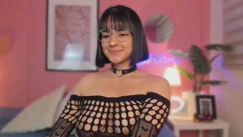 Aleja online show from December 18, 5:58 am