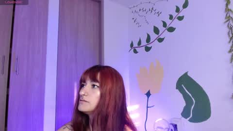 Snapshot of soysilvanna_ chatting on February 12, 10:04 pm online show from February 12, 10:04 pm