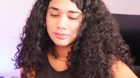 Snapshot of soytropicalfruit chatting on January 22, 12:17 pm You want to talk to me more personal follow me in My Channel VIP 50 the discount online show from January 22, 12:17 pm