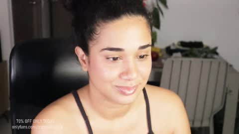 Snapshot of soytropicalfruit chatting on September 13, 9:45 am You want to talk to me more personal follow me in My Channel VIP 50 the discount online show from September 13, 9:45 am