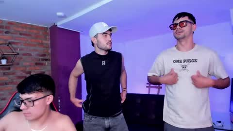 Gabo Lucas and Justin online show from May 14, 3:16 am