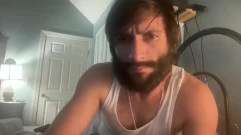 TrndSettrz online show from February 6, 5:25 am