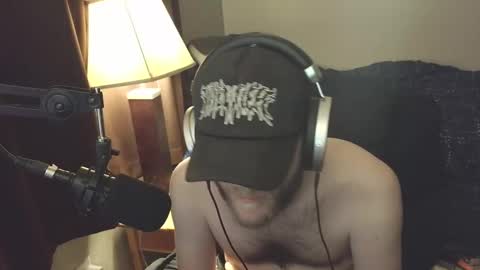 Snapshot of spaceghostsfm chatting on March 7, 7:52 am Sibyl online show from March 7, 7:52 am