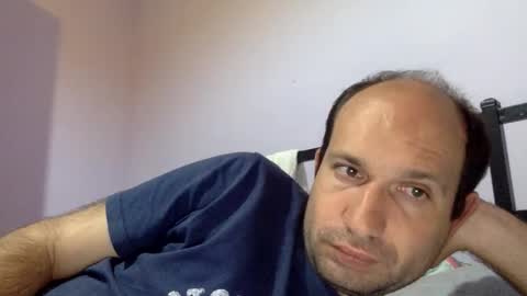 Snaiky online show from May 2, 9:31 pm