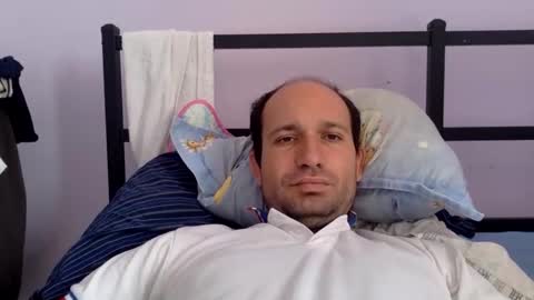 Snaiky online show from May 11, 1:18 pm