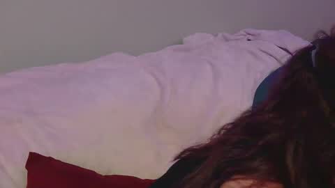 sparklelove69 online show from May 17, 4:22 am
