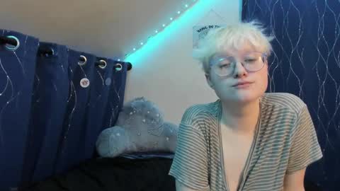 Atticus Pendragon online show from December 4, 1:16 am