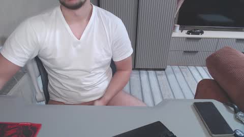 Art online show from January 12, 3:49 am