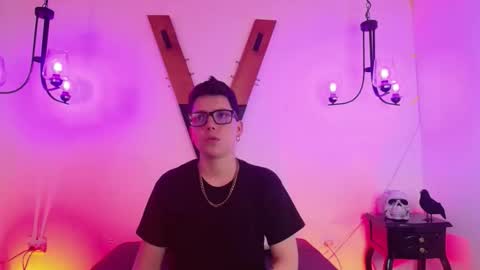 spencerm_ online show from November 26, 11:56 pm