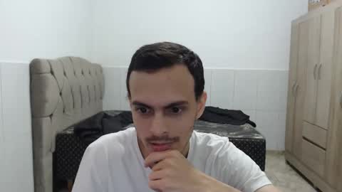 Snapshot of spencerreidddd chatting on September 10, 7:48 pm spencerreidddd online show from September 10, 7:48 pm