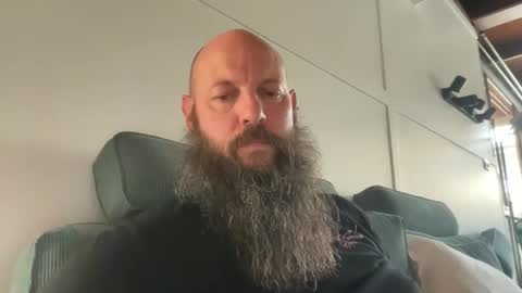 Beard Guy online show from October 23, 4:58 am