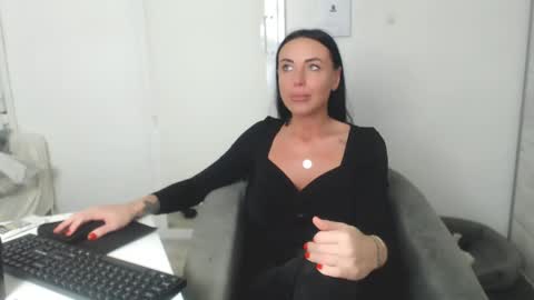 Snapshot of spicemint chatting on February 28, 8:39 pm Carla online show from February 28, 8:39 pm