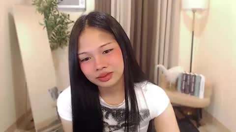 Kimmy online show from May 21, 2:40 am