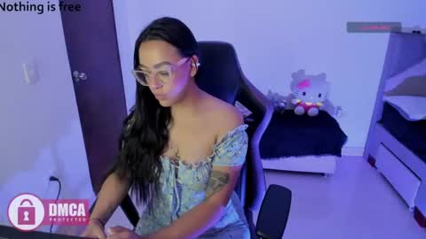 Geraldin online show from July 1, 3:53 pm