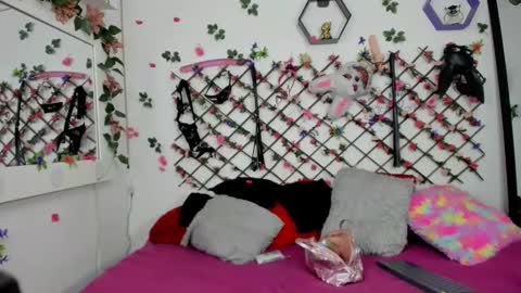 Spicy Queens online show from February 9, 12:31 pm