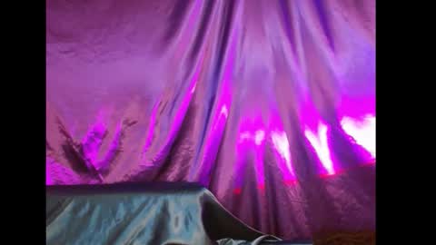 Silky  online show from October 22, 2:26 am