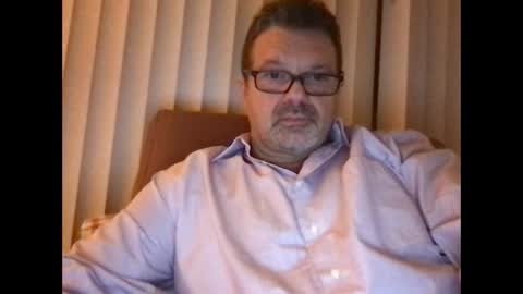Snapshot of spike69old chatting on December 3, 1:03 am spike69old online show from December 3, 1:03 am