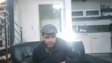 Snapshot of spliffray chatting on February 27, 10:22 am spliffray online show from February 27, 10:22 am