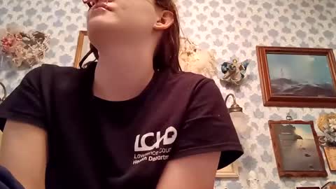 spoiledprincess4 online show from February 19, 12:14 am