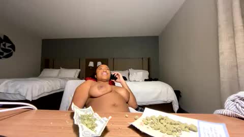 spoilprincesschloee online show from February 15, 2:58 am