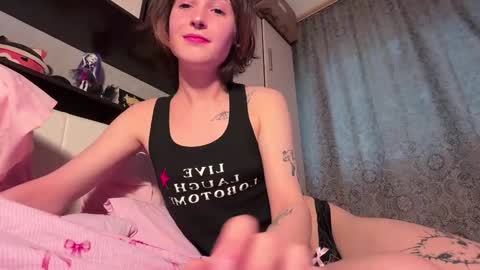 your baby online show from October 7, 12:56 pm