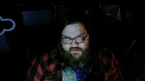 Snapshot of squeaks724 chatting on January 22, 4:23 am Your Pal Squeaks online show from January 22, 4:23 am
