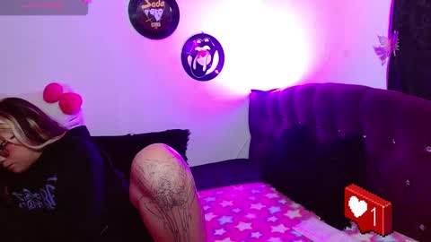  HELLO WELCOME MY NAME IS CHARLOTTE OY A NEW GIRL   online show from January 26, 5:34 pm