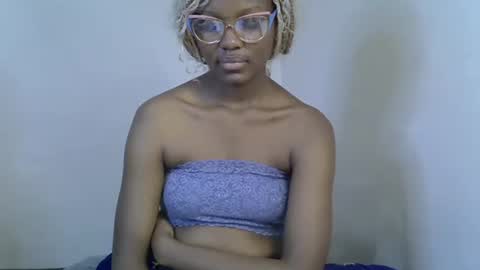 Tashy online show from October 29, 1:51 am