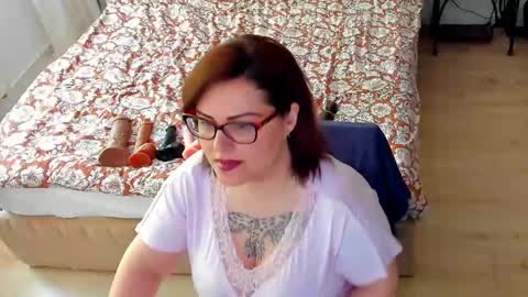 Kim online show from April 28, 11:14 am
