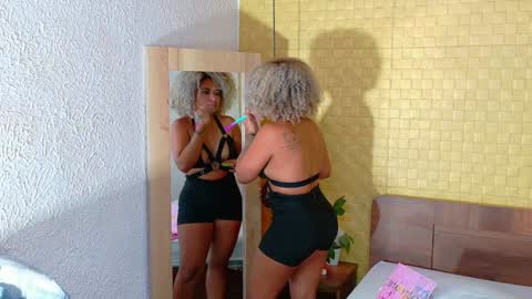 Snapshot of squirter_girl69 chatting on January 17, 4:06 am squirter_girl69 online show from January 17, 4:06 am