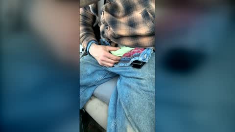 Luv2Cum4u online show from February 6, 10:23 pm