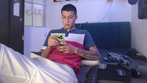 sr_porn01 online show from February 14, 1:40 pm