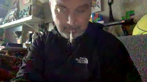 Snapshot of srekos38 chatting on December 23, 12:52 pm srekos38 online show from December 23, 12:52 pm